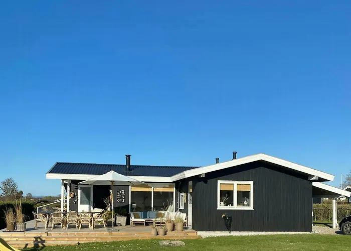 North Funen Summer House With View And Style Ferienhaus